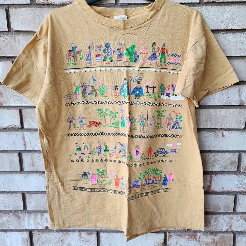 Adult unisex vintage '90s unity World Peace t-shirt Dutch Holland Egypt ethnic